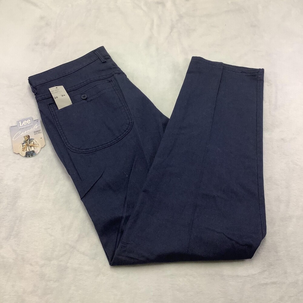 Vintage Lee Casuals Pants Mens 36x34 Blue Relaxed Fit Pleated Chino USA